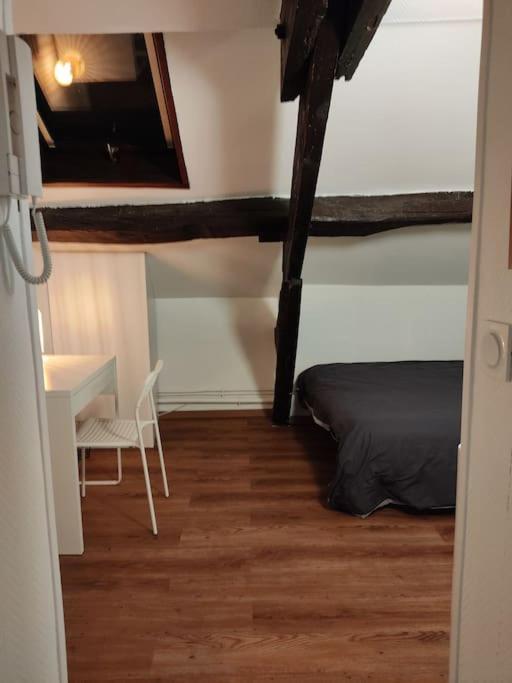 Studio Remois - Wifi/Netflix Reims Exterior photo